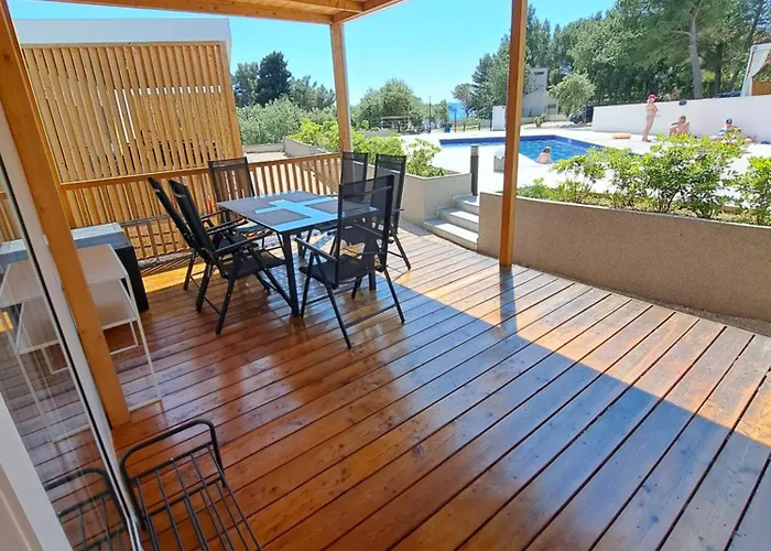 Kompleks wypoczynkowy Mobilehome - Camp Dalmata *